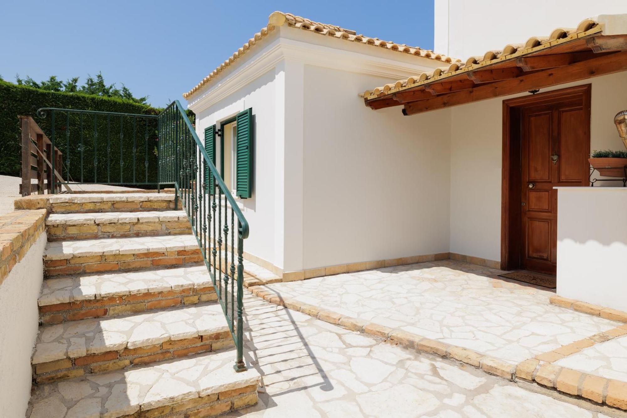 Beachfront Villa Victoras - With Private Beach Sidárion Extérieur photo