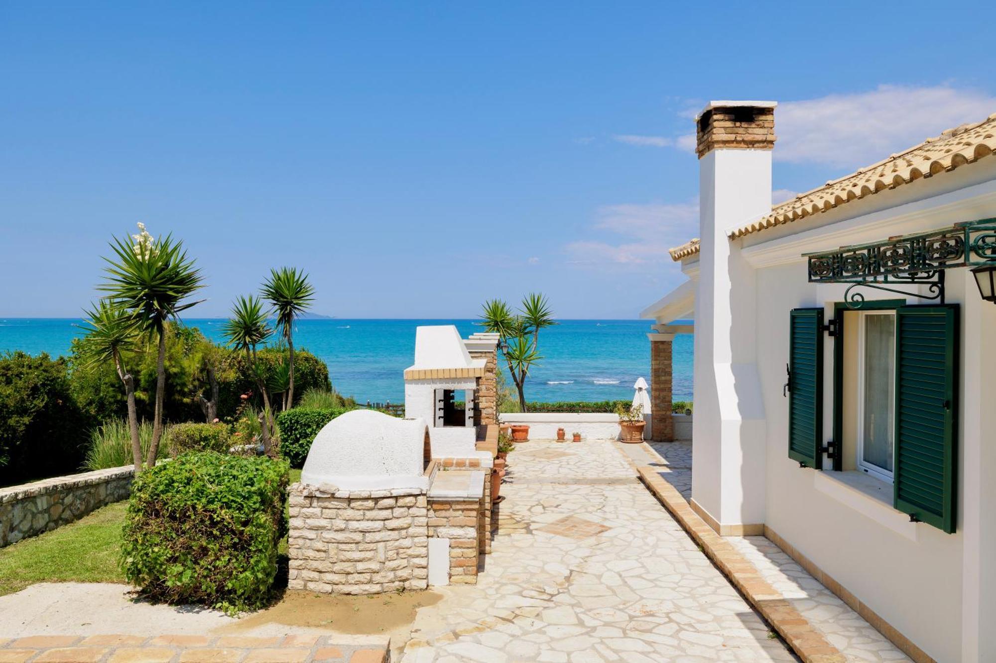 Beachfront Villa Victoras - With Private Beach Sidárion Extérieur photo
