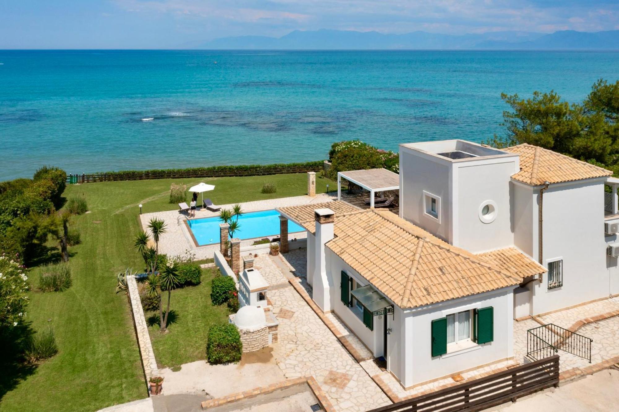 Beachfront Villa Victoras - With Private Beach Sidárion Extérieur photo